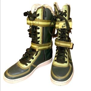 NIKE Women's Vandal Venti Sneakers Size 7 Lace Up Boots Dark Green